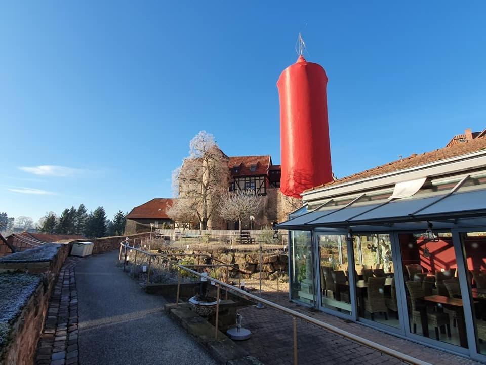 Hotel & Cafe Schachtenburg Schlitz Bagian luar foto