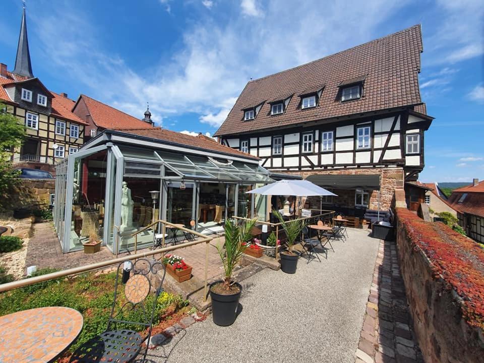 Hotel & Cafe Schachtenburg Schlitz Bagian luar foto